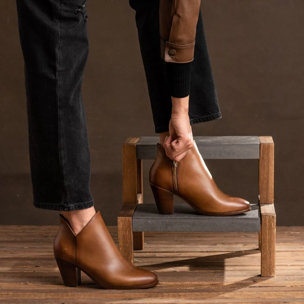 Uptown | Tan 8 Uptown | Tan