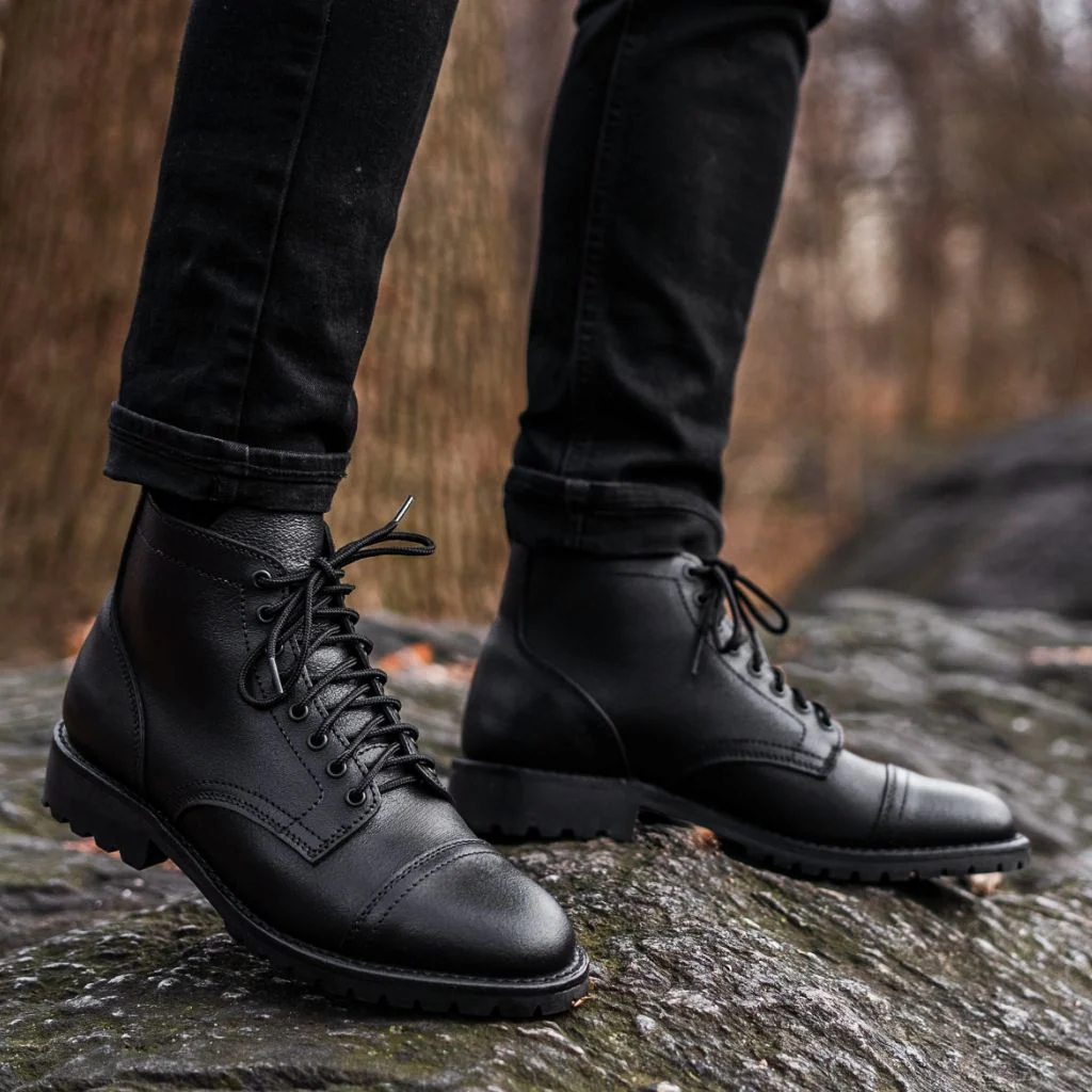 Vanguard | Black Waxed Roughout 7 Vanguard | Black Waxed Roughout