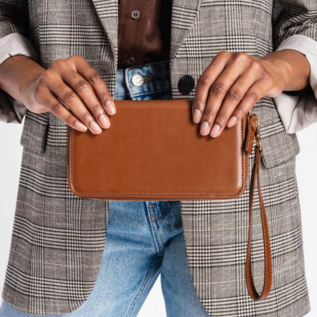 Wallet Wristlet | Saddle 5 Wallet Wristlet | Saddle