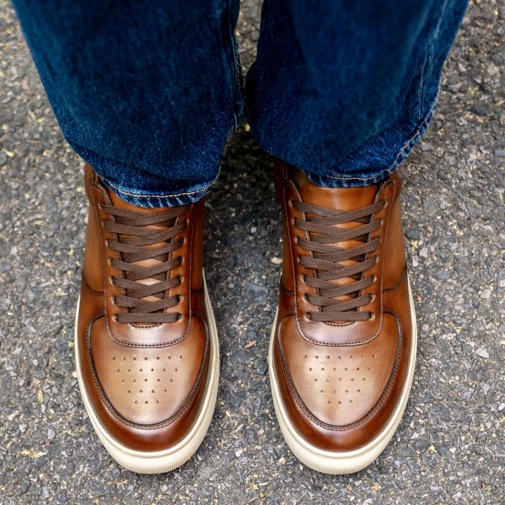 Women's Court | Toffee 8 Women's Court | Toffee