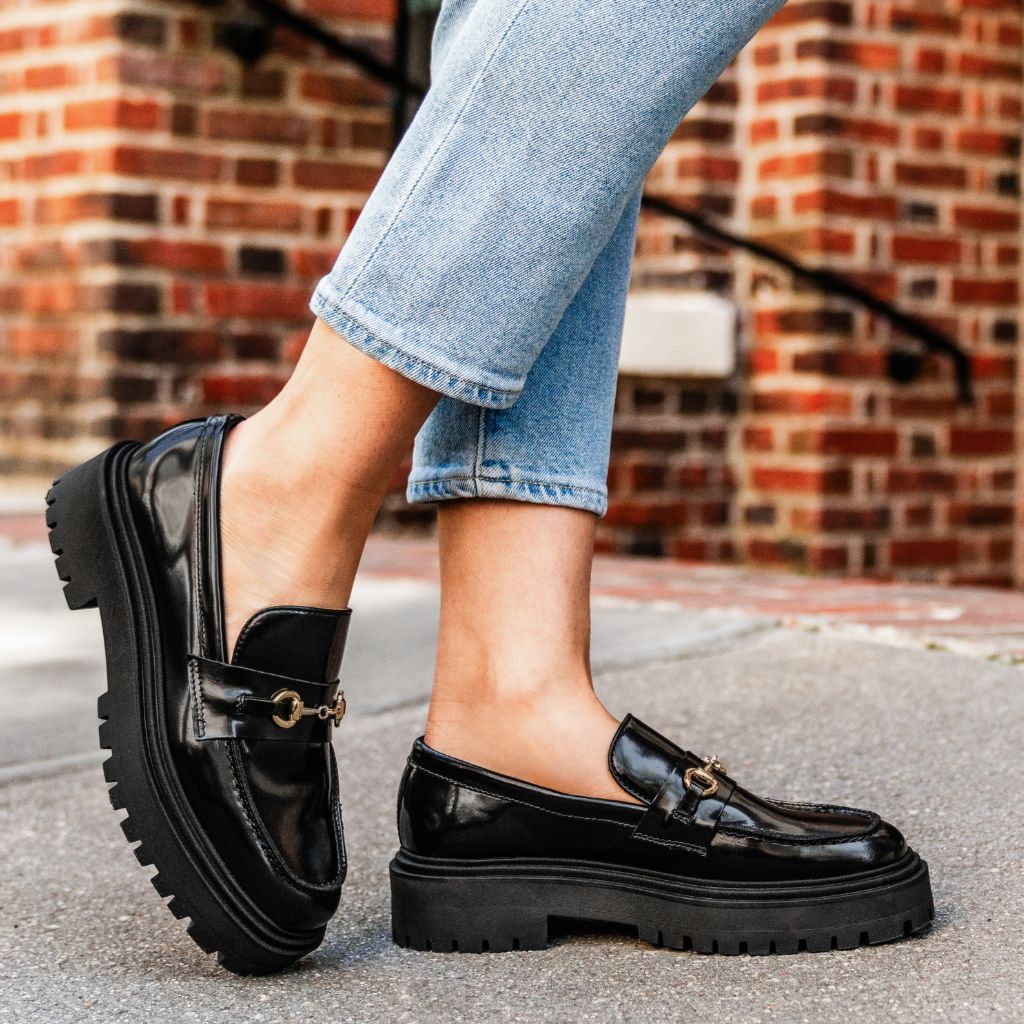 Penny Platform | Black & Gold 6 Penny Platform | Black & Gold