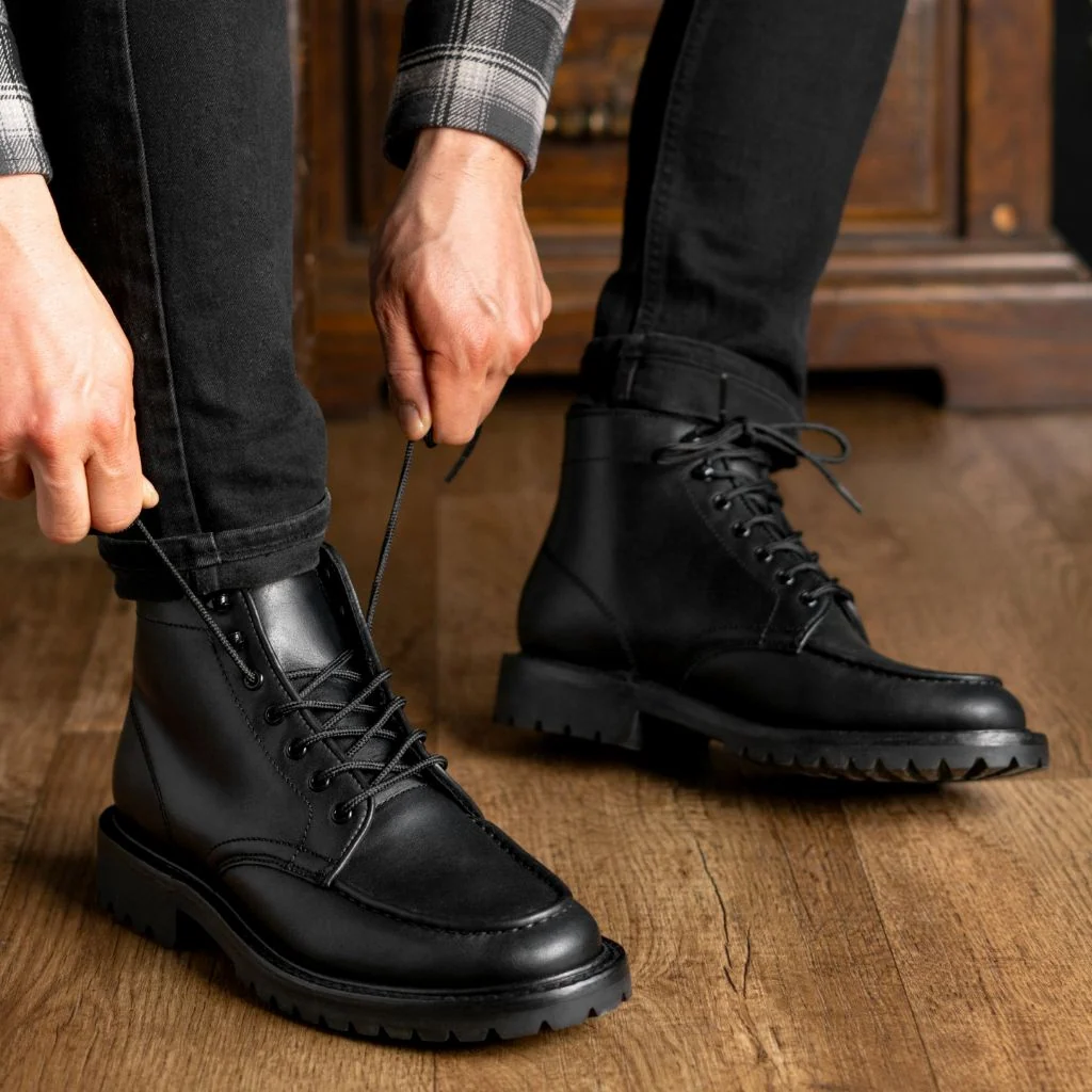 Diplomat | Black 7 Diplomat | Black