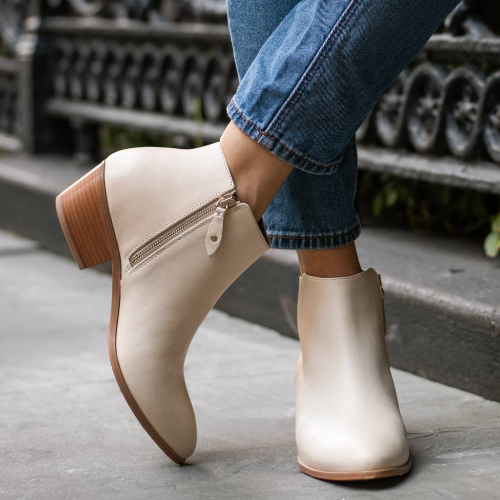 Downtown | Beige 6 Downtown | Beige