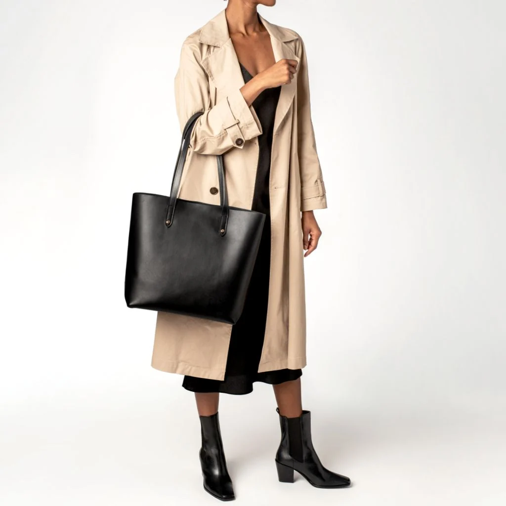 Everyday Tote | Black (L) (Gold) 8 Everyday Tote | Black (L) (Gold)