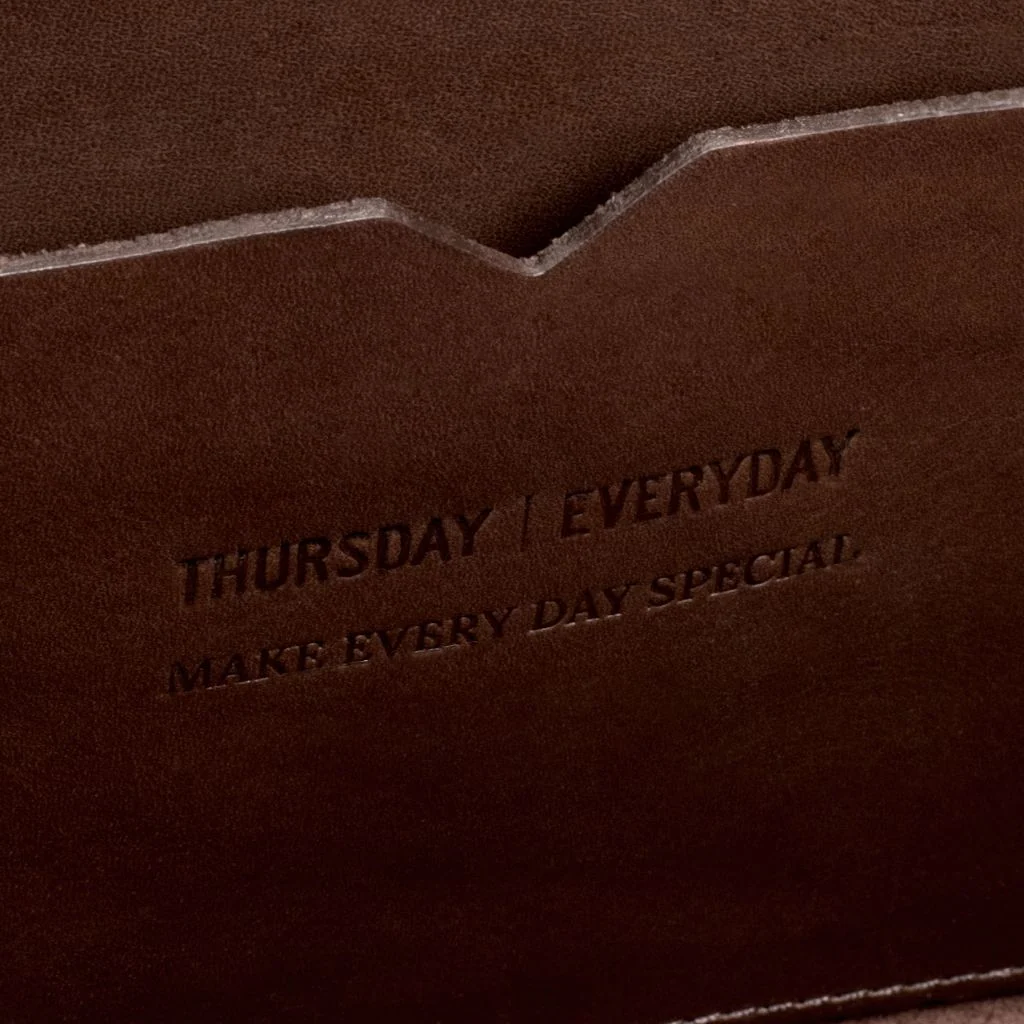 Everyday Tote | Old English (M) 5 Everyday Tote | Old English (M)