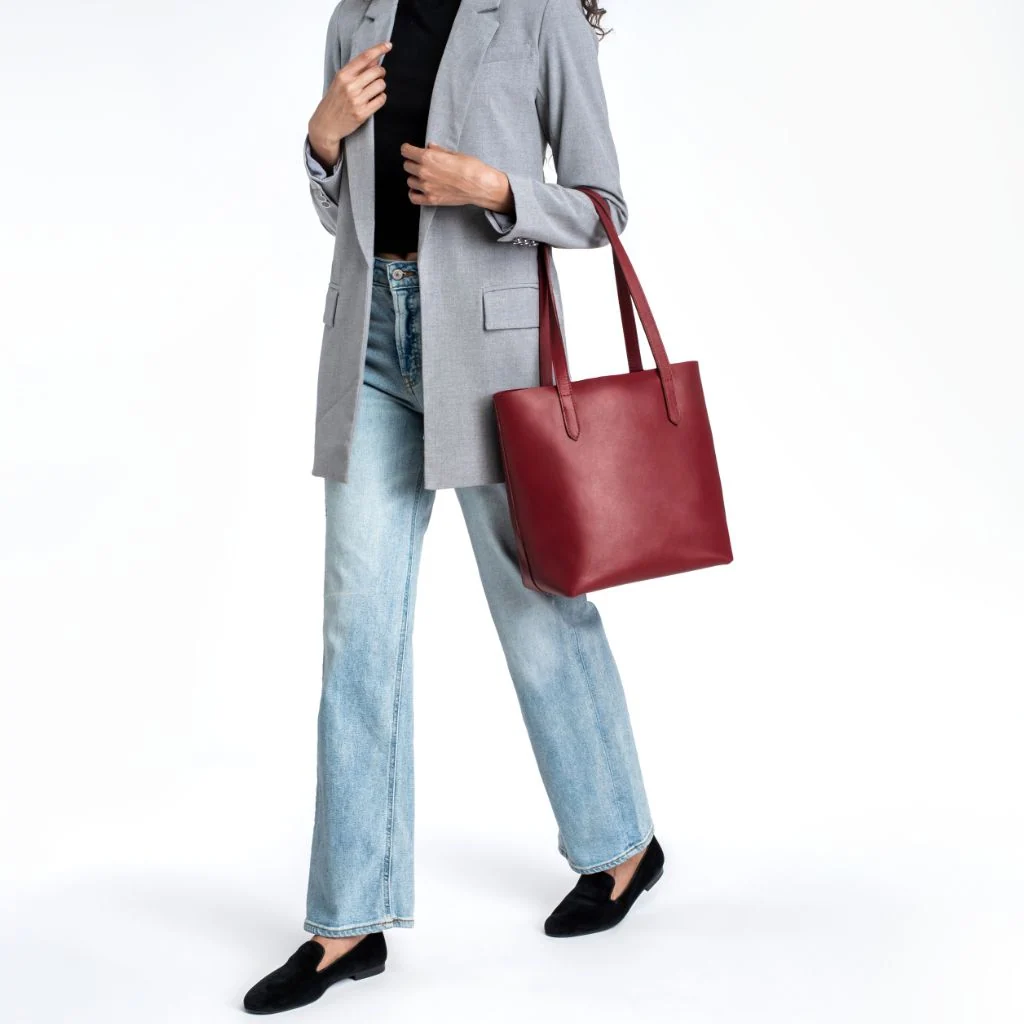 Everyday Tote | Red (M) 8 Everyday Tote | Red (M)