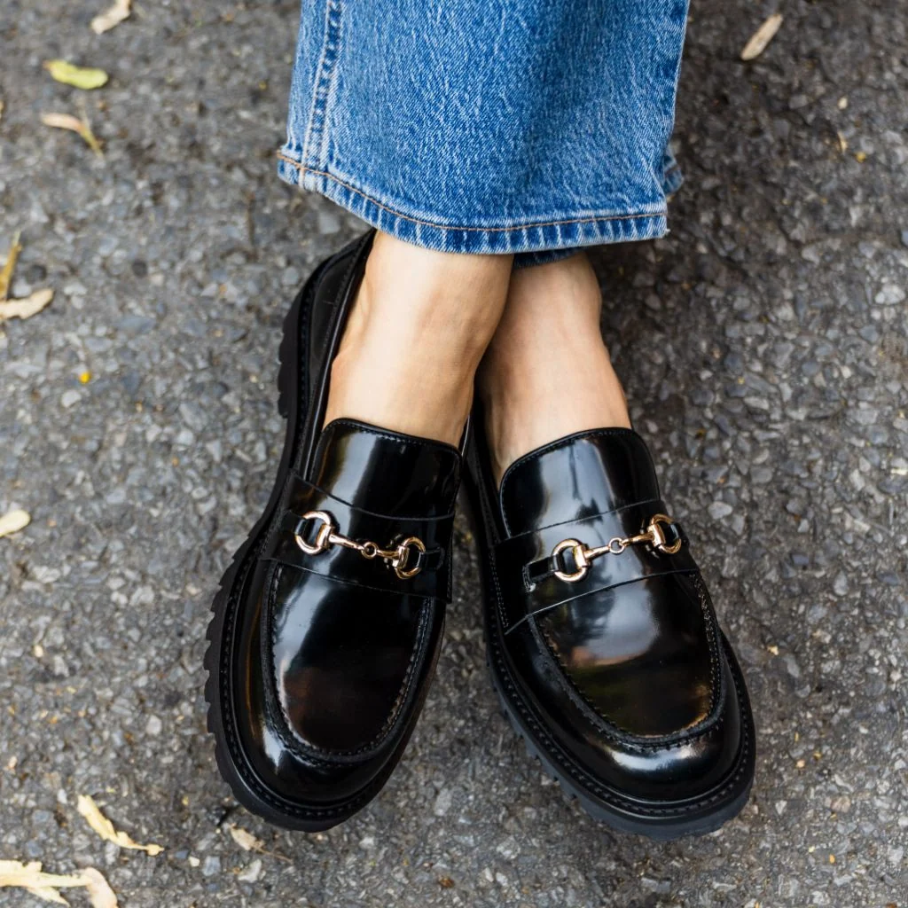 Penny | Black & Gold 8 Penny | Black & Gold