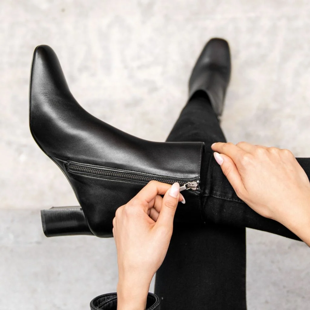 High Standard | Black 8 High Standard | Black