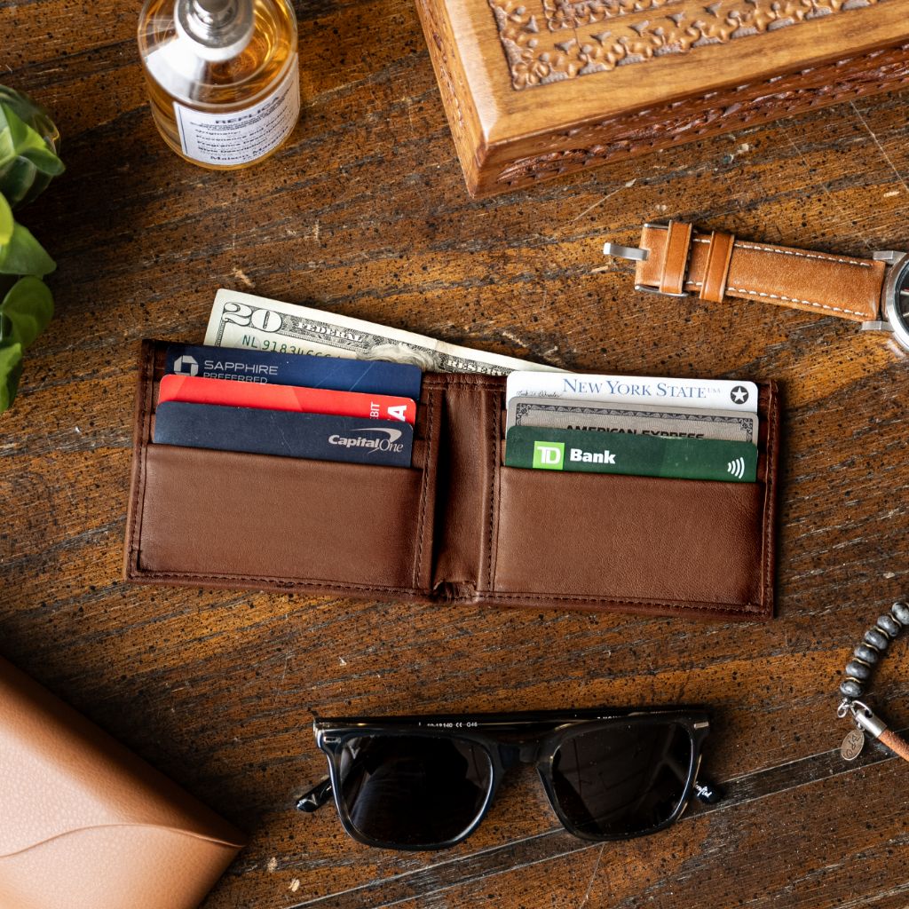Bifold Wallet | Brandy 9 Bifold Wallet | Brandy