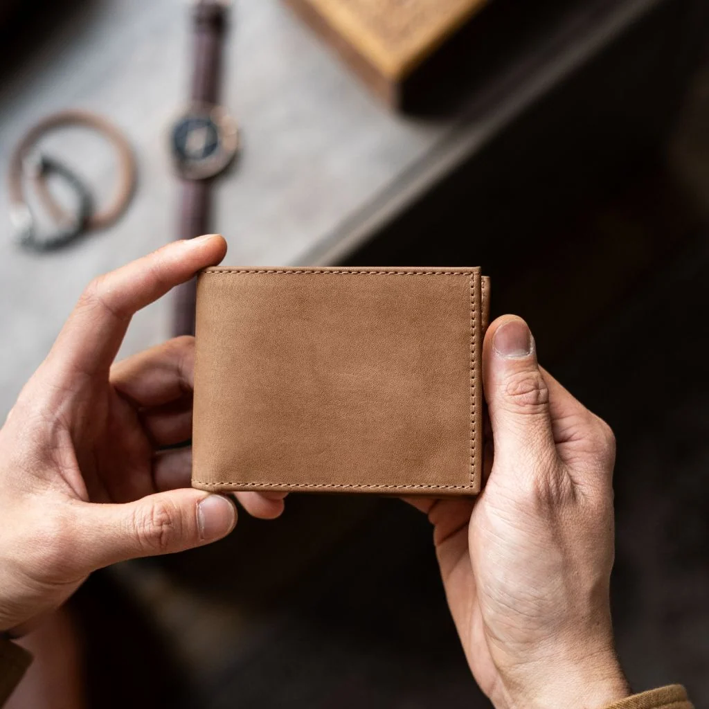 Bifold Wallet | Natural Vachetta 7 Bifold Wallet | Natural Vachetta